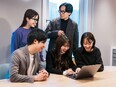 SNS運用ディレクター◆年間休日125日／土日祝休み／副業OK／賞与年2回／リモートOK3