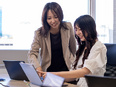 キャリアアドバイザー◆チームの力で社会課題を解決／残業月10時間未満／月収27.5万円～2