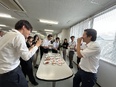 食品のルート営業◆土日祝休み／昨年度賞与実績3.5ヶ月／18時までに退勤可／平均勤続年数25年以上3