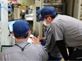 機械の組み立てスタッフ◆18時すぎには退勤／創業85年以上／賞与年2回／転勤なし／残業月10h以下2