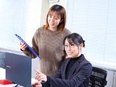 営業事務◆残業月8時間未満／年間休日125日／土日祝休み／1時間単位の有休OK／髪色・ネイル自由2