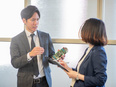 専門商社のルート営業◆創業76年／毎年昇給／年収1000万円可／年間休日123日／残業月10時間以内2