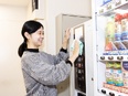 飲料サーバーのお手入れスタッフ◆土日祝休み／副業OK／残業ナシ／スニーカー手当／PCスキル・普免不要3