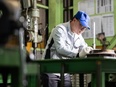 機械メンテナンススタッフ（未経験OK）◆賞与年3回／創業55年／17時退社可／住宅・家族手当あり2