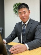 ルート営業◆ノルマなし／月給45万円～／賞与年2回／毎日直行直帰／5日以上の連休取得可／退職金制度有1