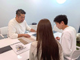 不動産営業（土地探しから販売まで対応）◆年休127日／年に3～5万円単位で昇給可／ノルマ＆テレアポ無2