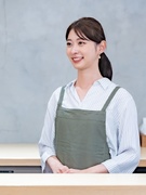 コラボカフェの店長候補（未経験歓迎）◆人気アイドル・キャラクターとコラボ／残業月10h／年休127日1