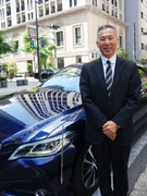 役員専属の運転手◆ほぼ待機／運転は1日2～3時間／土日祝休み／ノルマ・夜勤なし／9割が定年まで勤務1