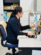 経理事務(未経験歓迎)◆簿記3級レベルで月給30万円以上/基本17時半退社/土日祝休み/創業50年超1