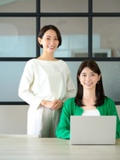 人事労務スタッフ（事務業務メイン）◆東証プライム上場G／残業月20h以下／賞与年2回1