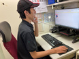 店舗運営スタッフ（未経験歓迎）◆賞与年2回／選べる給与／家具家電つきの社宅有／店長は月収35万円～！3