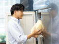 輸入食品のルート営業◆年休120日～／残業15hほど／住宅手当2万円／海外出張／想定年収400万円～3