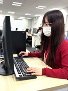 事務スタッフ（未経験歓迎）◆入力業務や問い合わせ対応をお任せ／土日祝休／家族手当有1