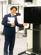 法人営業◆映像ディスプレイ関連機器を担当／設立60年／年休124日／土日祝休／賞与最大5ヶ月分1