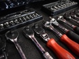 自動車整備機器のサービスエンジニア(未経験歓迎)◆年間休日123日/家賃1万円の寮あり/創業108年2