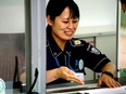 施設警備員◆月収27万円以上／面接1回／内定率7.5割以上／毎年基本給UP／東証プライム上場G3