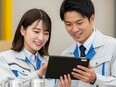 内装施工スタッフ◆未経験OK／月給28万円～／年休120日以上／賞与年2回＋業績賞与／完全週休2日制3