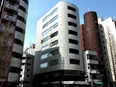 人事労務コンサルタント◆仲間と楽しく幅広い領域に挑戦／社労士合格奨励金80万円／週2回在宅勤務可3