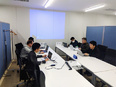 物流管理（未経験歓迎）◆管理職候補／月給33万円～／年間休日125日／東証プライム上場グループ2