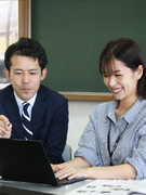広報（HP更新～パンフレット制作などを担当します）1