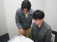 現場管理スタッフ◆未経験歓迎／月給26万円以上／賞与年3回／年休125日／残業月20h以内／転勤なし3