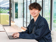 Webクリエイター◆未経験歓迎/フルリモートOK/派遣業務一切なし/月24日丸々休める!/海外研修有2