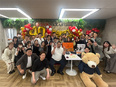 営業◆未経験90％以上／毎年最低6万円給料UP／年収2000万円可／年休120日以上／完休2日3