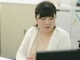 人事労務◆IT企業の事務職でバックオフィスのプロを目指す／土日祝休み／年休120日／残業月10h程度3