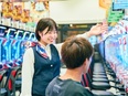 店舗運営スタッフ◆月給30万円以上／約2万円で住める寮あり／有休取得率ほぼ100％／安定企業2