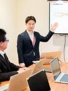 社内SE◆年間休日122日／土日祝休み／月給34万9800円以上／賞与実績4ヶ月分／創業144年！1
