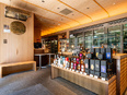 日本酒の店舗販売スタッフ◆有名人御用達の酒店／利き酒や蔵元見学への参加チャンスあり／完全週休2日制2