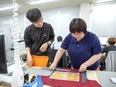 DTPオペレーター（未経験可）◆ユニフォームのマーク制作を担当／デザイン業務にも挑戦可／福利厚生充実2