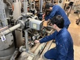 温浴施設のメンテナンススタッフ◆未経験歓迎／残業16h／年休129日／国家資格取得可／食事補助あり2