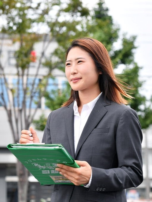 見積もりスタッフ◆年間休日120日以上/給与保証あり/見積書提出だけで月15万円貯金も!/直帰OKイメージ1