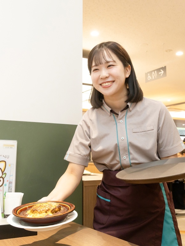 デニーズの店舗運営スタッフ◆未経験歓迎／年2回7連休取得可／年休120日以上／明確なキャリアステップイメージ1