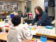 生涯学習センターの職員◆大阪市内の施設／年間休日124日／残業少なめ／賞与年2回3