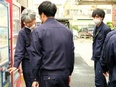 ハイエース配送のドライバー（普通免許OK）◆月給31万円～／年休126日／土日祝休／日勤／創業98年3
