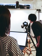 企画営業（写真・動画制作）◆未経験歓迎／年休125日以上／土日祝休み／服装・髪色・アクセ等自由1