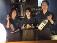 おでんバーの店舗運営スタッフ（未経験歓迎）◆経験者は月給30万円～／賄いあり／SNS・メディアで話題2