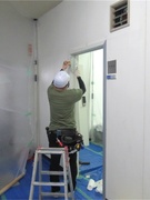 施工スタッフ（未経験歓迎）◆設立59年／1年目の月収34万8000円／残業少なめ／資格取得も全面支援1