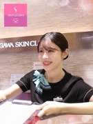 美容受付スタッフ（未経験歓迎）◆月給31万円可／最大年休130日／定時退社／社割50％／Web面接可1