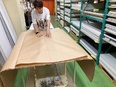 画材用紙の生産管理（未経験歓迎）◆創業65年以上／平均勤続25年／実働7h／残業少なめ／年休125日2