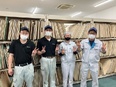 銘菓・アニメグッズのパッケージ製造スタッフ（未経験歓迎）◆年休125日／土日祝休み／工場内冷暖房完備2