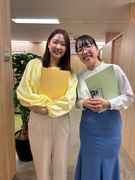 事務スタッフ◆書類選考通過率95％／教育・サポート体制充実／残業1日10分ほど／ネイルOK・服装自由1