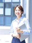 マンションの運営管理スタッフ◆未経験OK/月給28万円~/賞与2回/土日祝休/定時退社OK/転勤なし1