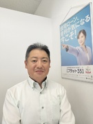 事務◆1年目に年収400万円も／年間休日125日／服装・髪色・ネイル自由1