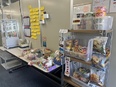 製造スタッフ◆未経験歓迎／年休127日／基本土日休み／日勤のみ／髪・ネイル・ピアス自由／福利厚生多数3