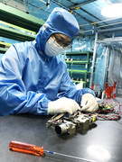 製造スタッフ（未経験歓迎）◆半導体製造装置／年休129日／完休2日制／社宅あり・引越し費用全額負担1