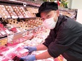 精肉加工（未経験歓迎）◆正社員採用／売上高700億円超え企業のグループ／残業月10h／社宅完備2