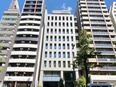 事務◆月給40万円以上／残業月平均15h／完休2日制／資格取得支援制度／経営にも携わるコアメンバー3
